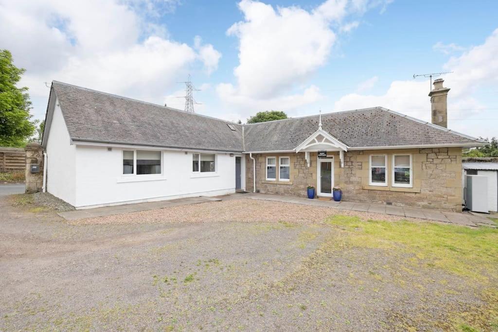 Two Bedroom Country Cottage With Parking Musselburgh Buitenkant foto