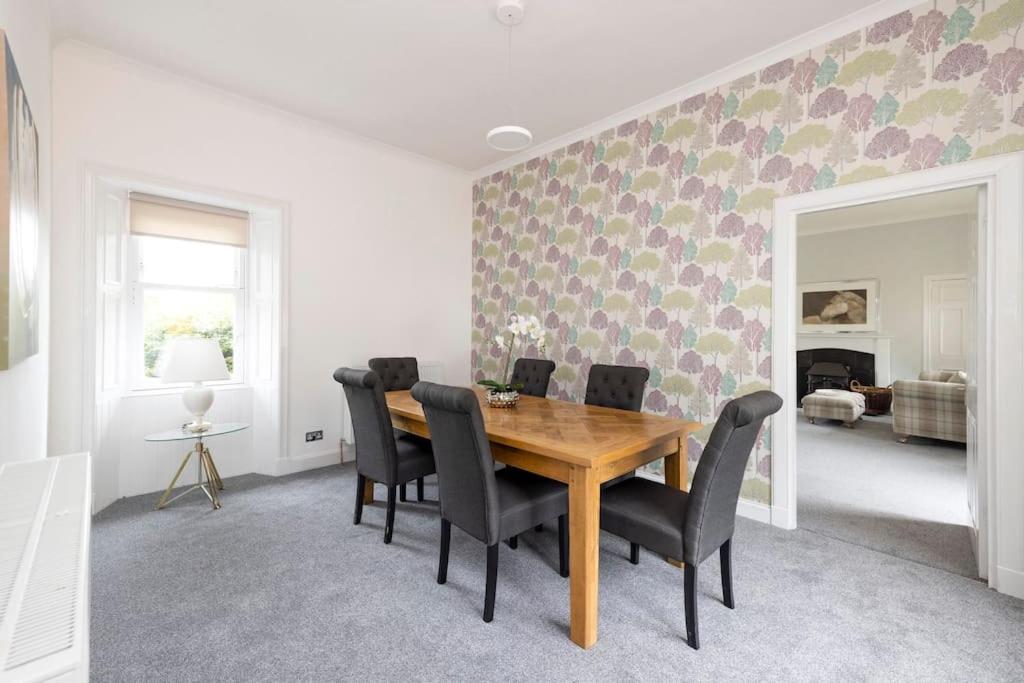 Two Bedroom Country Cottage With Parking Musselburgh Buitenkant foto